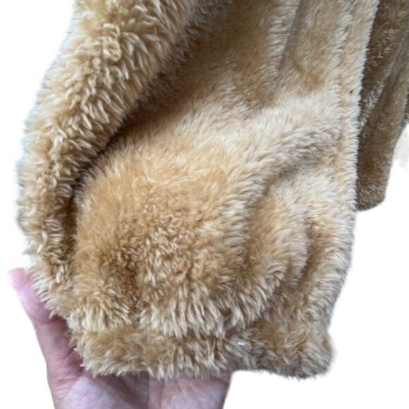 SOLD Lilly Pulitzer NWT Pink Isle You Earned It Colorblock Keala Sherpa XXL - Picture 5 of 15